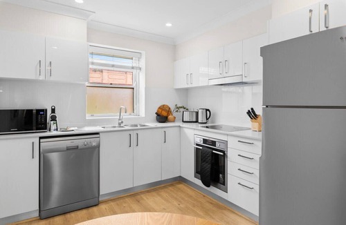 Erskineville Apartment | Chic 2-Bed Unit, Fully Renovated in Prime Location