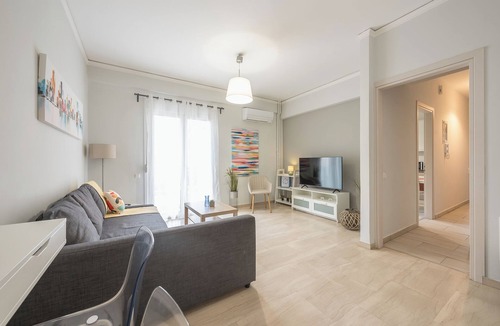 Kallithea Apartment | Chic apartment metro Kallithea 100m with WiFi, AC