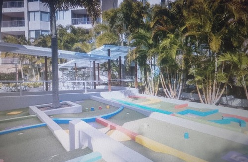 Miami Apartment | Christmas at the Gold Coast - 2 bedroom, 2 bathroom. Mariner Shores Resort