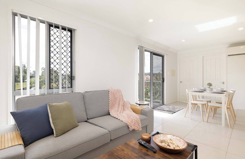 Rocklea Apartment | Clean Rocklea 1BR | Private Workspace | 316D1