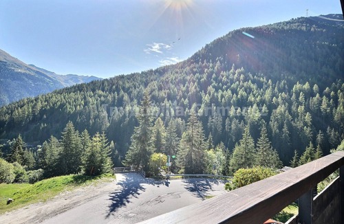 Grimentz Apartment | Comfortable studio on 2 levels for 2 to 4 people, living room with 1 divan bed, kitchen area with di