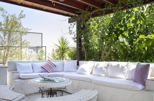 Bogazici House | Comfy Triplex near Beach with Garden in Bodrum