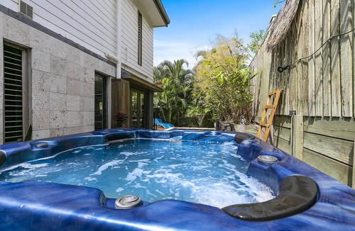 Yaroomba House | Coolum Beach House 50 metres to the beach - Pet Friendly