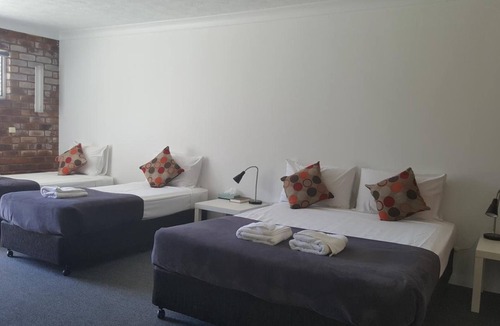 Coomera Hotel | Coomera Motor Inn