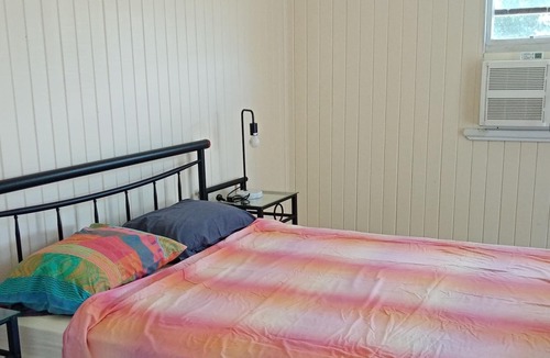 Allingham House | Cottage style holiday home at the beach