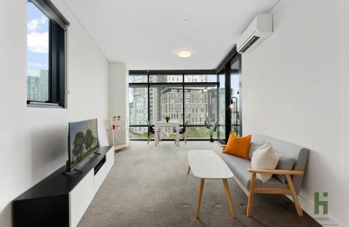 Sydney Olympic Park Apartment | Cozy 1 bedroom at Olympic Park with one carspace