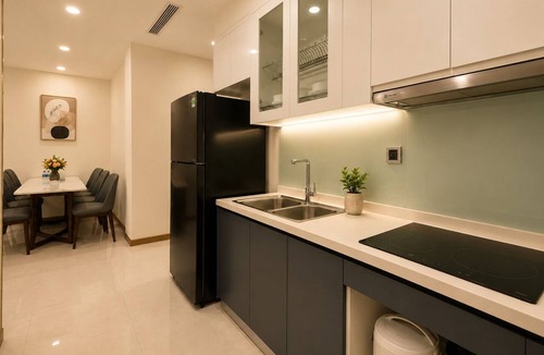 Hang Xanh Condo | Cozy 2-bedroom condo in peaceful Thành phố Hồ Chí Minh with AC