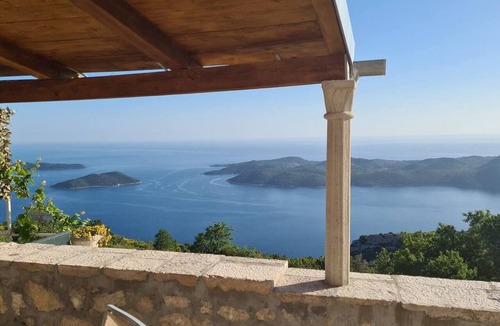 Dubrovacko Primorje House | Cozy Coastal Retreat in Dubravica