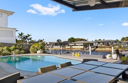 Maroochydore House | Crabpot Manor, waterfront home with many extras