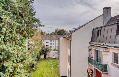 Basel Apartment | Delightful Bachletten 3 Room w/Storage, nr market, by Blueground