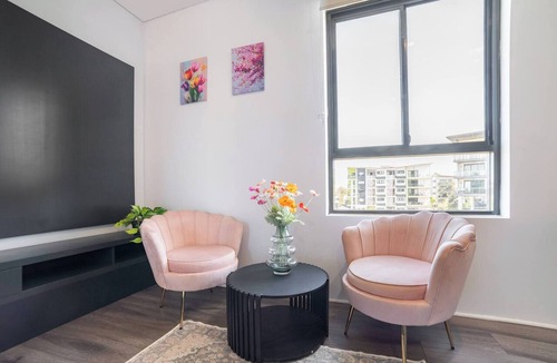 Greenacre House | Deluxe Queen Room - Sleeps 2