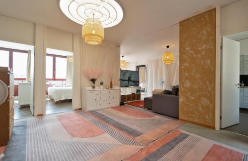 Basel Apartment | Design Penthouse Rooftop Loft, 190sq, 5 Beds, 2 Panorama Terrace, 1min to Main Station- 5min to City