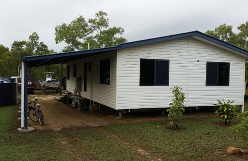 Dingo Beach House | Dingo Beach House - quiet getaway