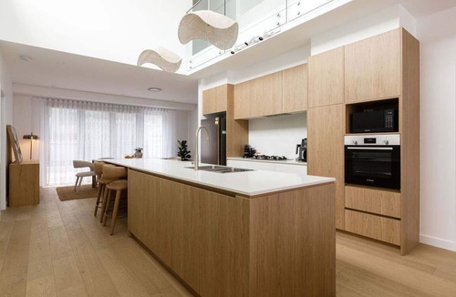 Katoomba Villa | Dora Modern Retreat Walkable to Town