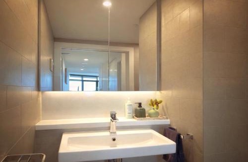 Sydney Olympic Park Apartment | Dreamy Designer Olympic Park 2B2B Carpark Lux Apt