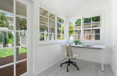 Eastwood House | Eastwood Family Home | Pool & Garden