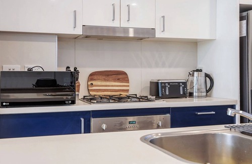 Ettalong Beach House | Ettalong Beach - Poolside Luxury. Family, pet friendly property 200m from beach.