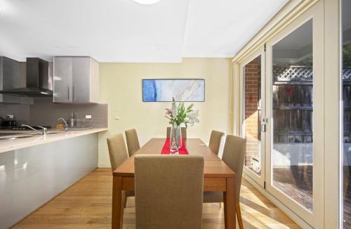 Chatswood Apartment | Family 3BR 2-level Home at Central Chatswood