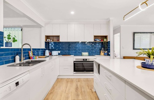 Buddina Apartment | Family Home Near Cafés and Surf Beaches