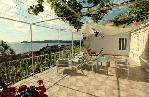 Lopud Island Apartment | Fantastic 2-bedroom apartment with AC in tranquil Lopud- amazing view