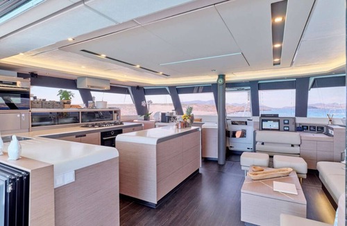 Alimos Boat Rental | Floating Villa: Yacht Vacation with Captain & Chef - 10 Guests - 61 Ft