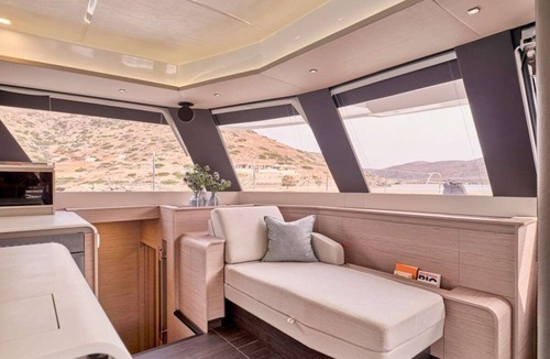 Alimos Boat Rental | Floating Villa: Yacht Vacation with Captain & Chef - 10 Guests - 66 Ft