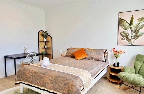 Heathwood Villa | Forest Lake Private Entry Brand New 1 Bedroom 1 Living room
