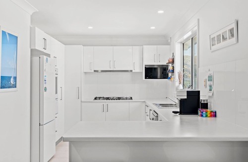 Forresters Beach Apartment | Forresters Dunes - Upstairs