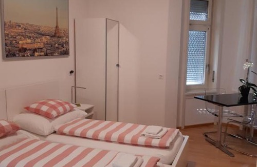 Reiden House | Good Bed Reiden