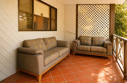 Kingsford House | Grand Executive Residence – Coastal Lifestyle & Premium Entertaining + Parking