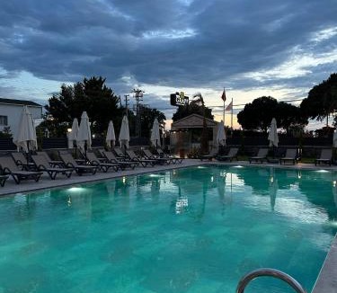 Ezine Hotel | Grape Hotel