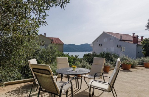 Viganj House | Great pet friendly holiday home just 50 meters from the sea