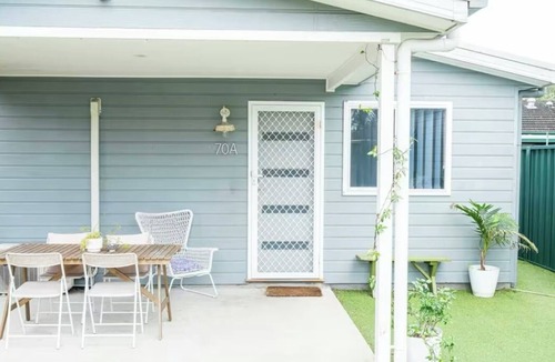 Ettalong Beach Cabin | Green Olive - 3mins to Ettalong Beach