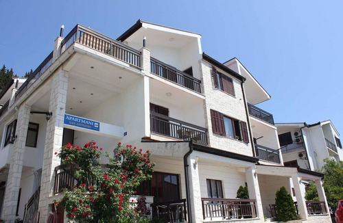 Ploce Apartment | Guest House San Antonio-Triple Room with Balcony