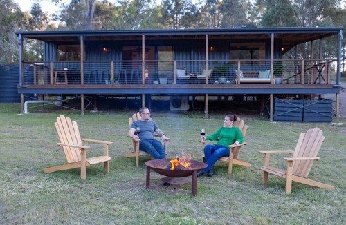 Bunburra House | Gumtop Luxury Farmhouse Cabin
