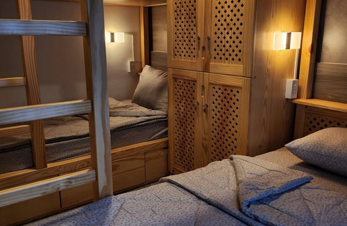 Hang Xanh Hostel | Half Coffee N Dorm