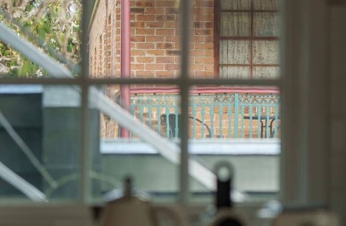 West End House | Heritage Family Home|Heart of West End|CBD & River