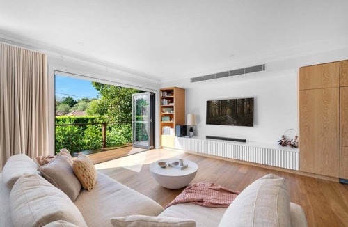 Berry House | Hidden Oasis – A Private Tropical Retreat in the Heart of Berry