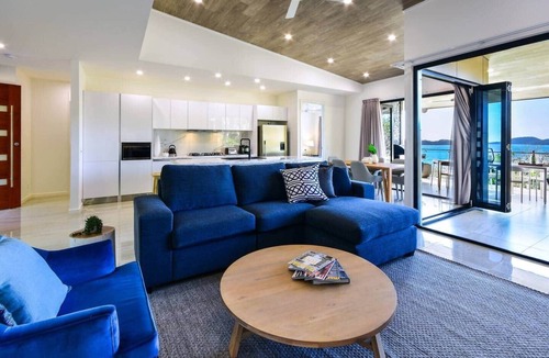 Hamilton Island Apartment | Hidden Cove 17