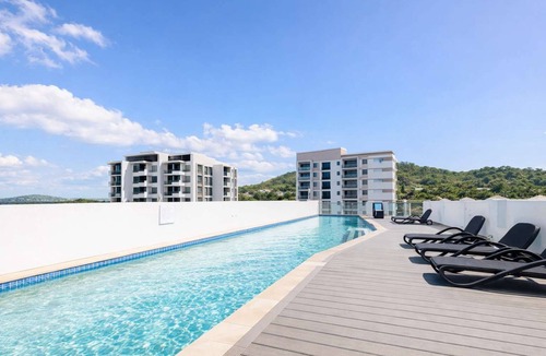 Townsville Apartment | Holborn 2BR Apartment with Pool, Gym & Parking in Townsville CBD