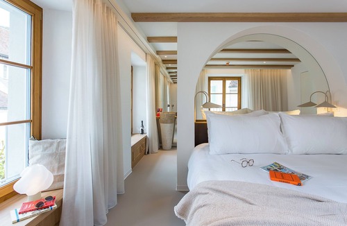 Saint-Ursanne Hotel | Hotel De la cigogne