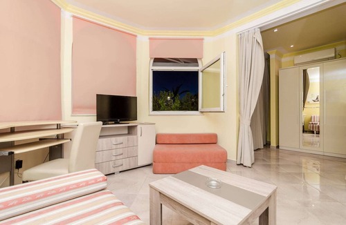 Postup Apartment | Hotel Pansion Villa Antonio - Standard Triple Room 10