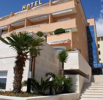 Ratac Hotel | Hotel Rosina