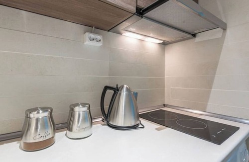 Kallithea Apartment | House 7 minutes away from Stavros Niarchos#