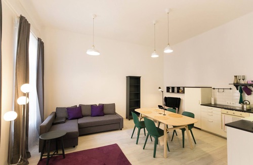 Palace District Apartment | IMCT - Palace District Apartment