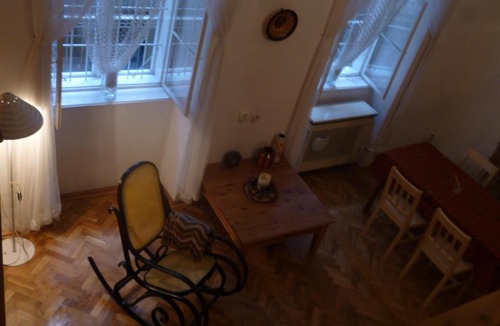 Erzsebetvaros Apartment | Izabella Studio