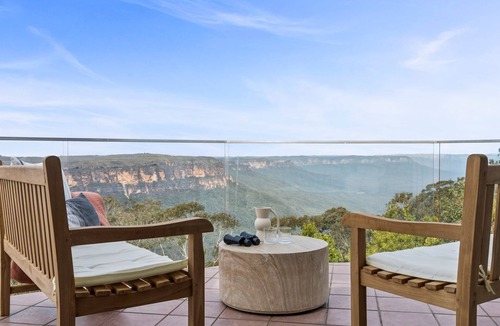 Leura House | Jamburra - Breathtaking views of the Blue Mountains!