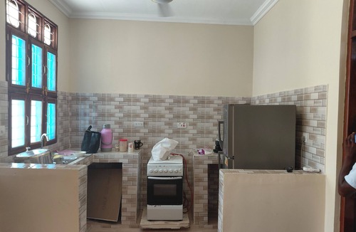 Bwejuu Apartment | Karibu House Bwejuu. A cool apartment to stay in and about 20 mins to the beach