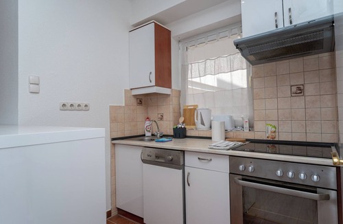 Erzsebetvaros Apartment | Keleti Train Station -Garay Square Apartment with balcony