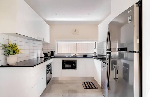 Kingswood House | Kingswood Cosy Estate/11BR